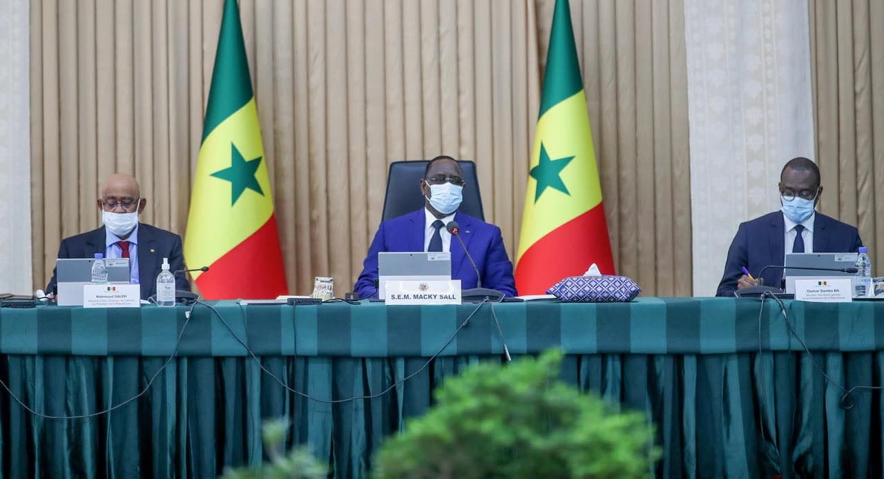 Le Président de la République Macky Sall en conseil des ministres