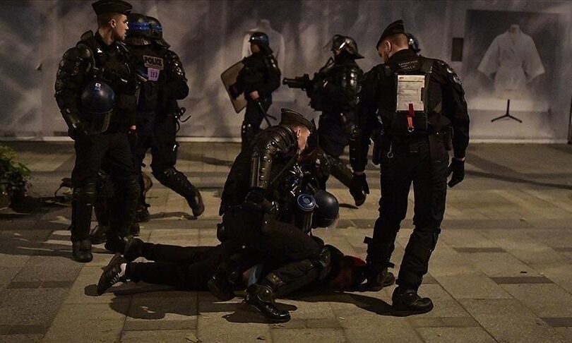 Violences policières à Paris